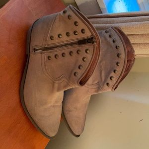 Lucky Brand Studded Suede ankle boots